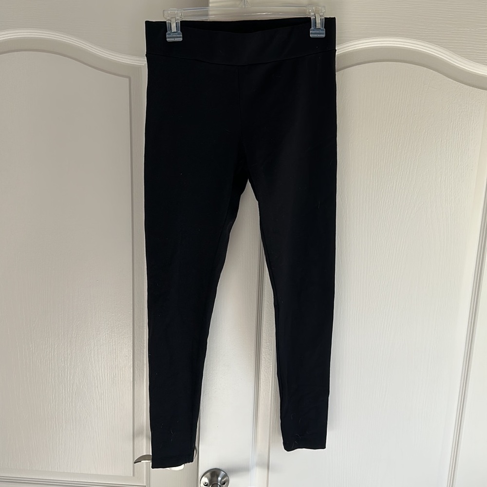 Black leggings